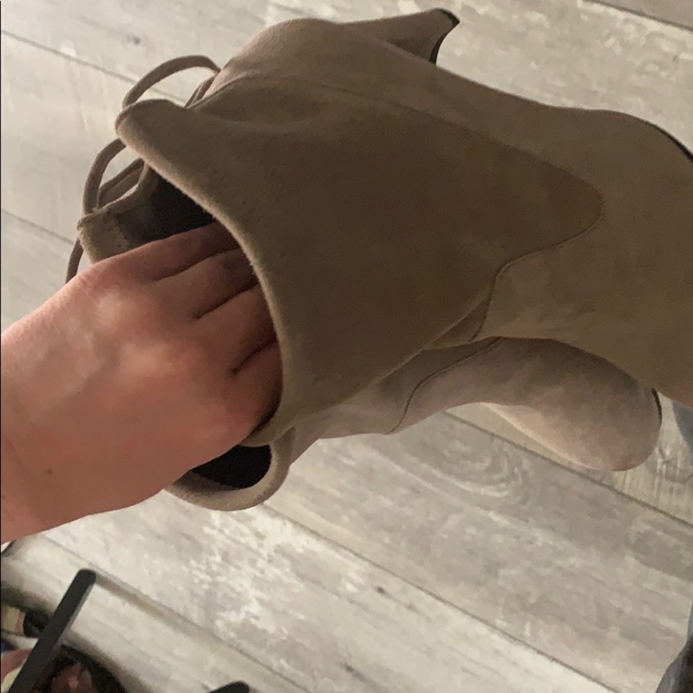 Stuart Weitzman Betina Ancle Booties - Picture 11 of 13